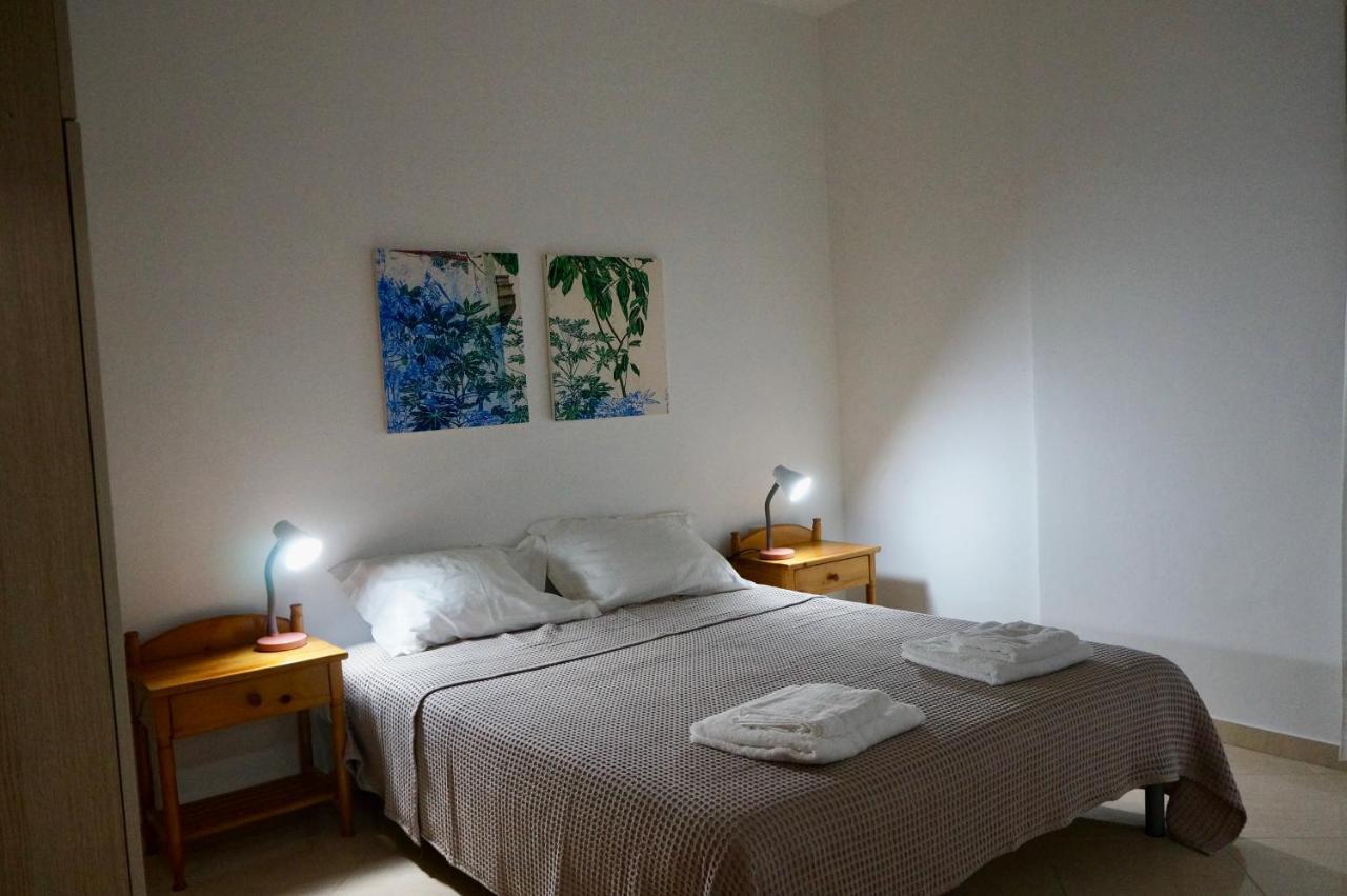 Apartament Lovely 2 Bedroom With Free Parking *