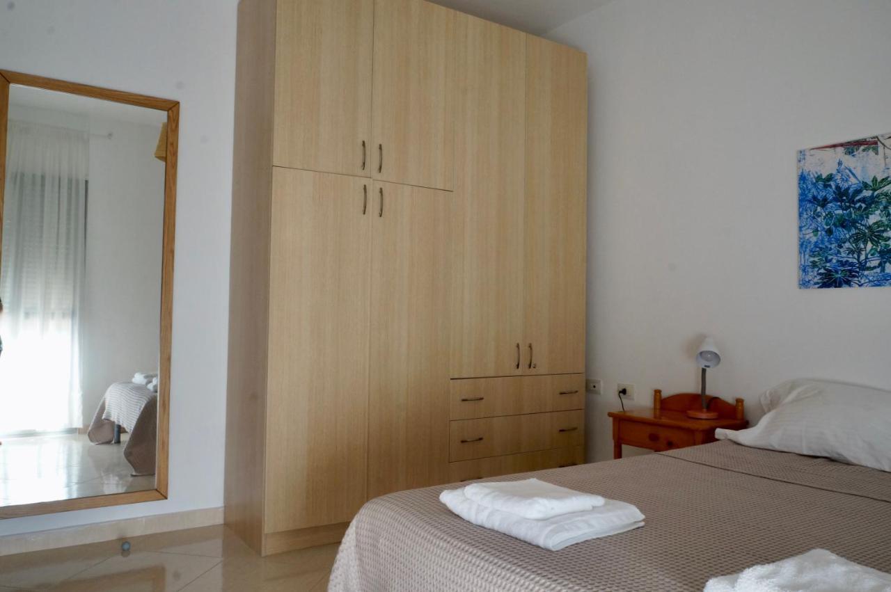 Apartament Lovely 2 Bedroom With Free Parking Wlora